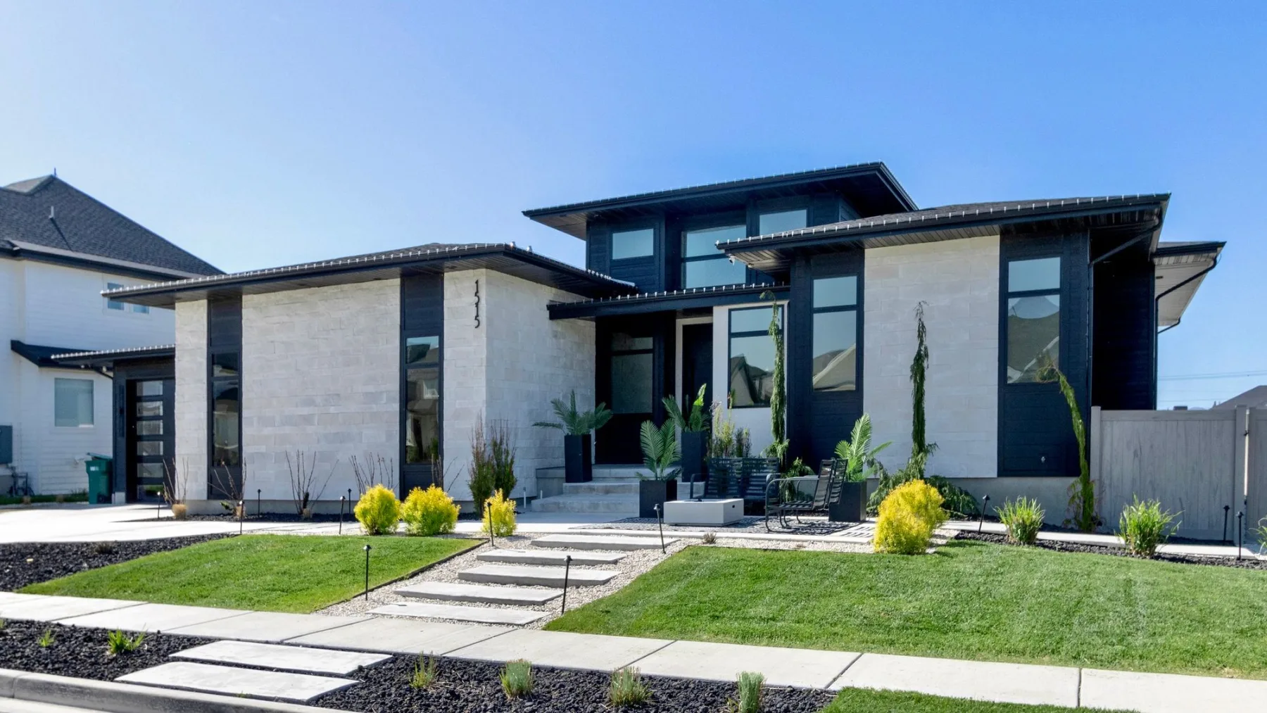 Exterior of the Lehi custom home by Cross Construction